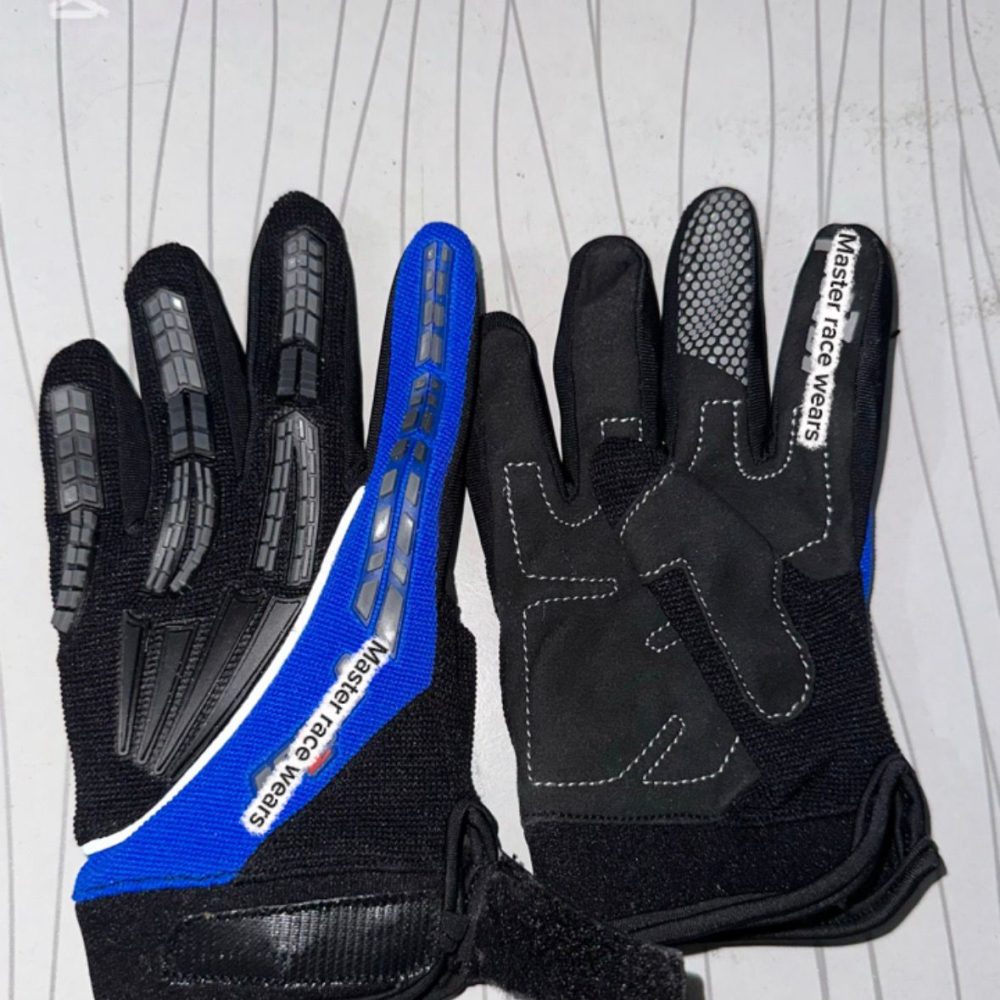 Motor cross